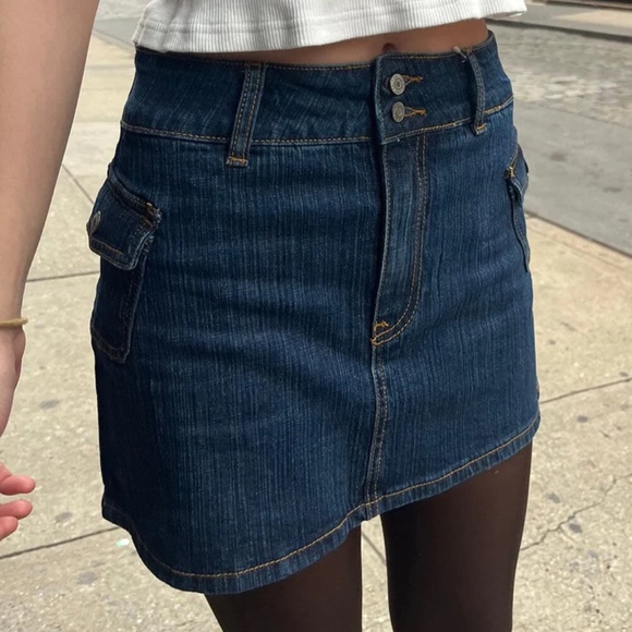 Brandy Melville Dresses & Skirts - Brandy Melville Agatha Denim Skirt